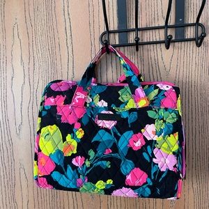 Vera Bradley hanging travel organizer